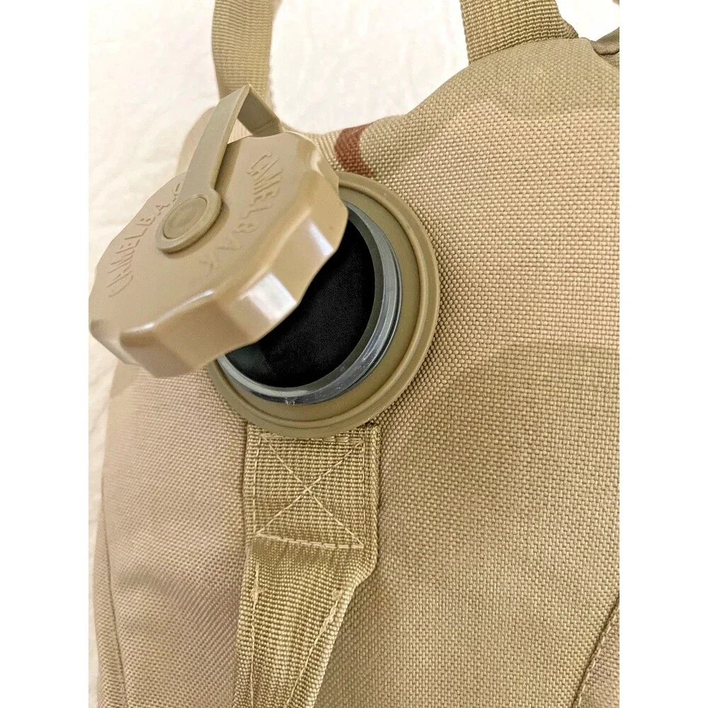 CAMELNAK 3Litters(100oz) of water Hiking Desert Camouflage Pattern USA